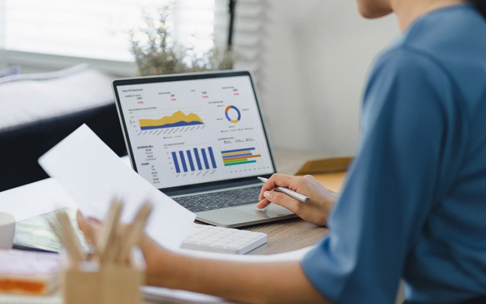 How governments can redesign smart dashboards to feel the project pulse