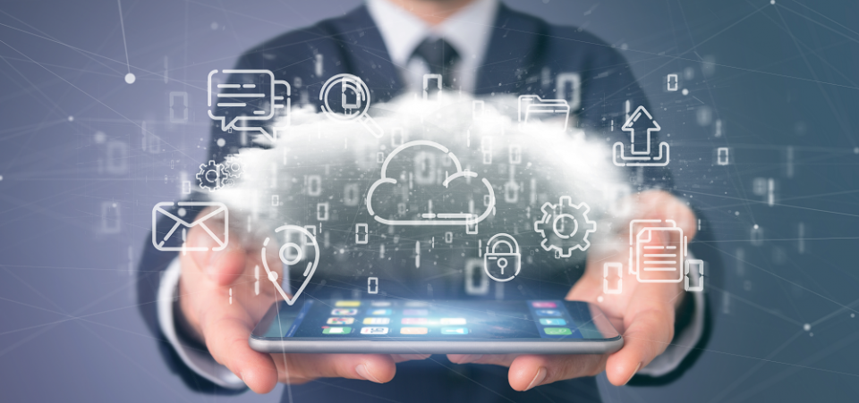 Cloud Native Applications in a Virtualized Environment