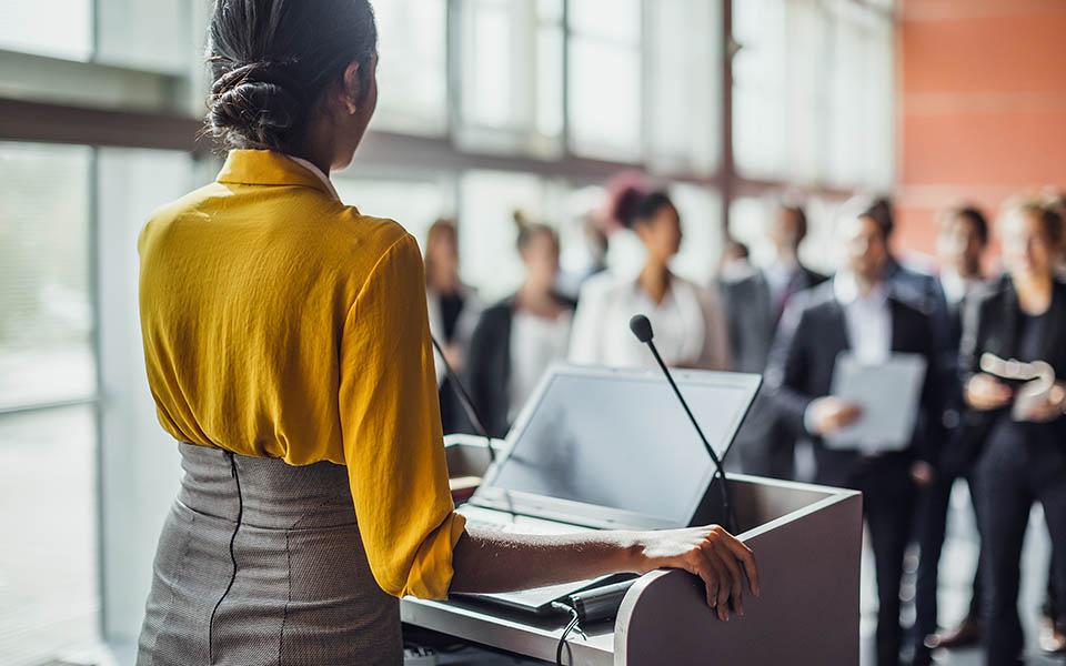 Storytelling in GCC Organizations – Mastering the Art of Compelling Narratives