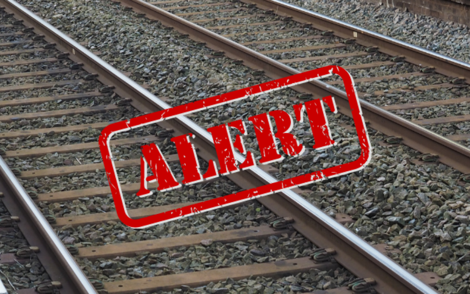 Fall Detection & Warning System using Geofencing for Rail Passenger Safety 