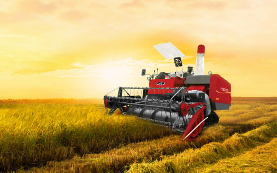 Revolutionizing Agriculture: The Track Combine Harvester by Mahindra Farm Machinery