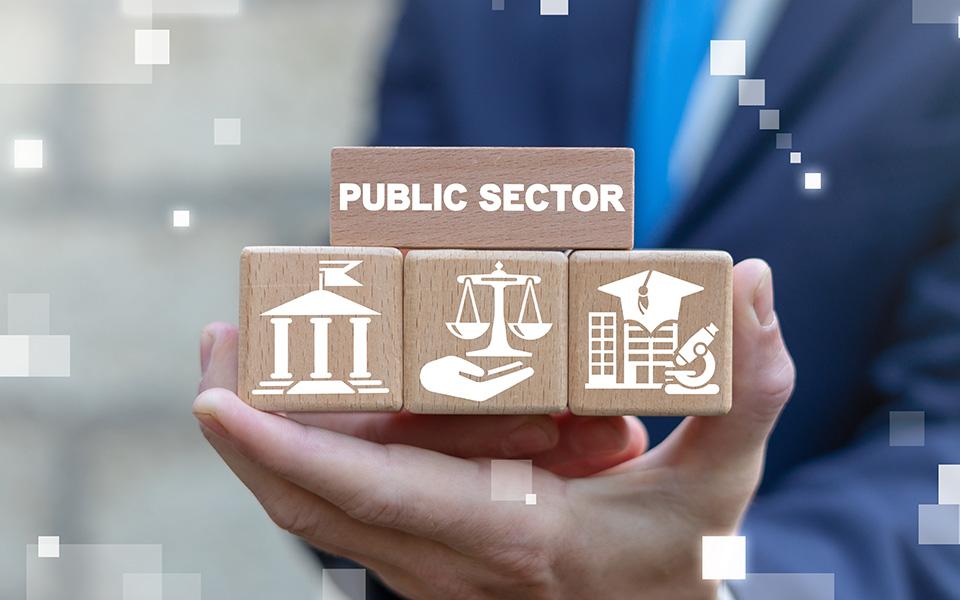 How Does the Public Sector Benefit from CCaaS?