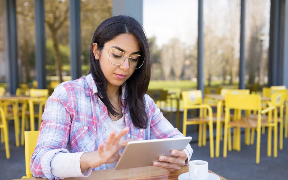 Women in tech: There are 3 times more male engineers to females