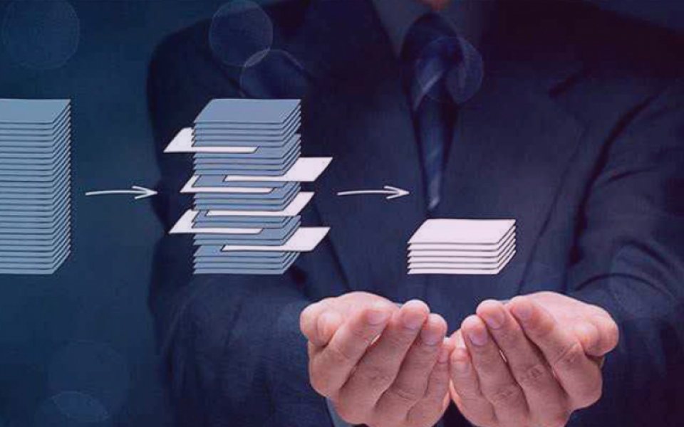 Data Mining in the Age of Big Data: Unveiling the Pros and Cons
