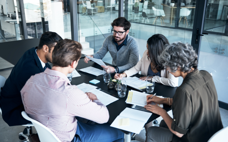 Prioritizing Knowledge Management: How to Prevent Knowledge Drain from your Organization 