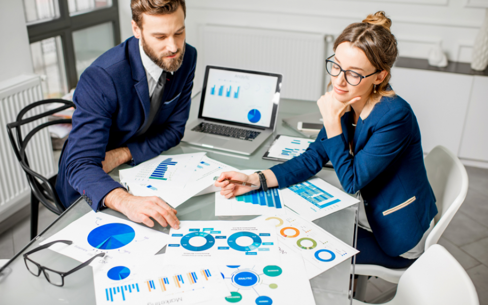 Retail Analytics: A 2023 Comprehensive Guide
